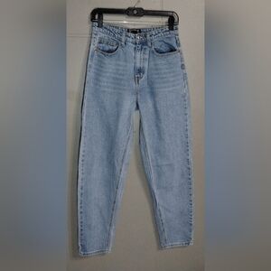 PrettyLittleThing Light Blue Straight Leg Jeans Size (4)